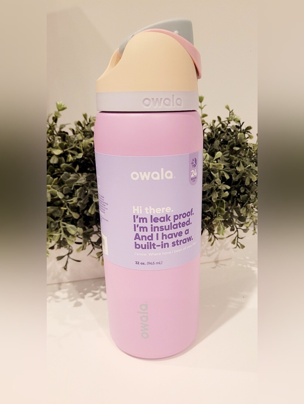 Owala 32 oz Insulated Water Bottle with Built-In Straw - Pink